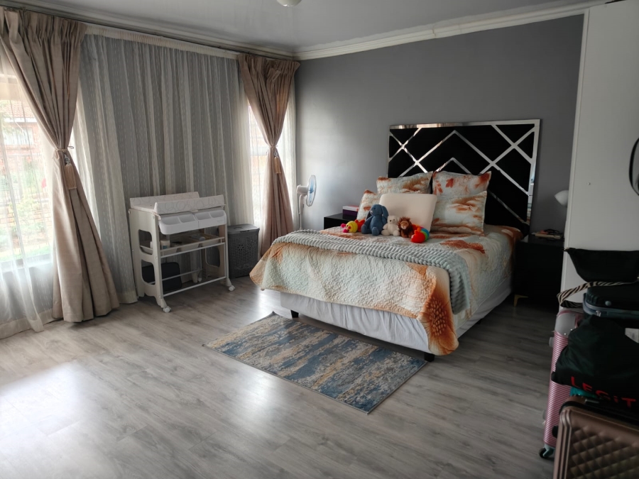 2 Bedroom Property for Sale in Promosa North West